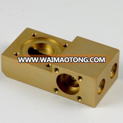 Custom Machining CNC Brass Hydraulic Valve Housing